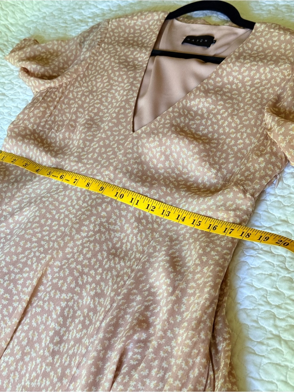 EUC - HATCH Maya maternity dress in blush daisy - size 8-10 - Picture 12 of 16